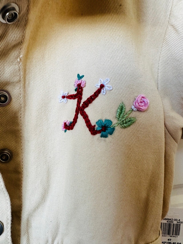 Brand New Embroidered Romper - 4T - photo 2