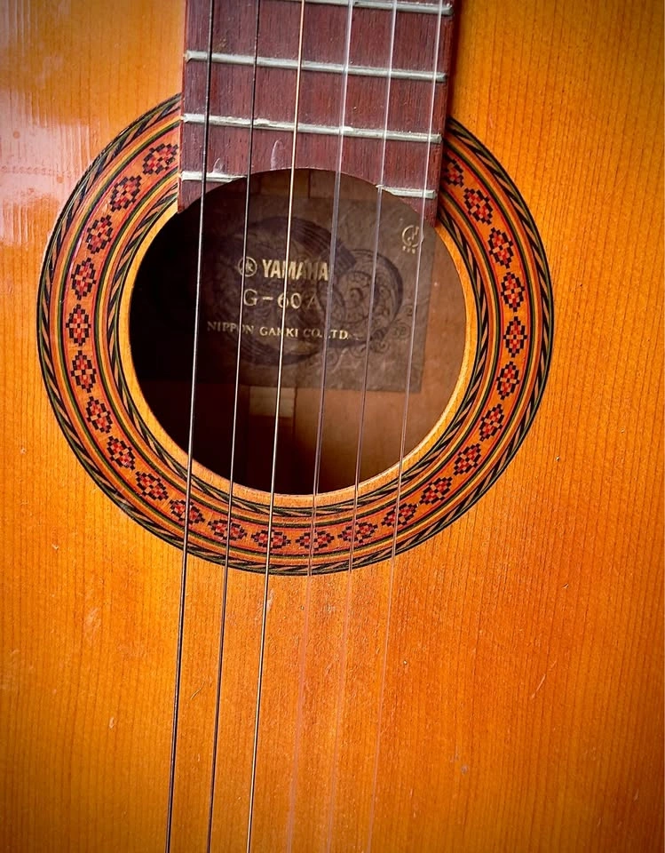 Yamaha Classical Guitar - photo 3
