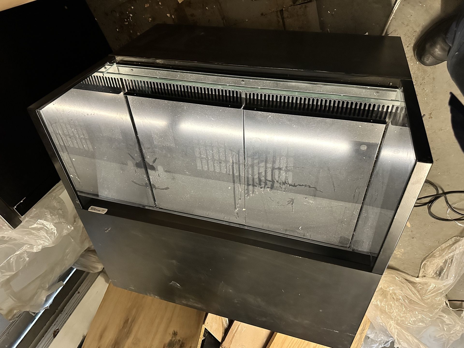Structural Concepts CO33R-CH 36" Refrigerated Merchandiser - photo 5