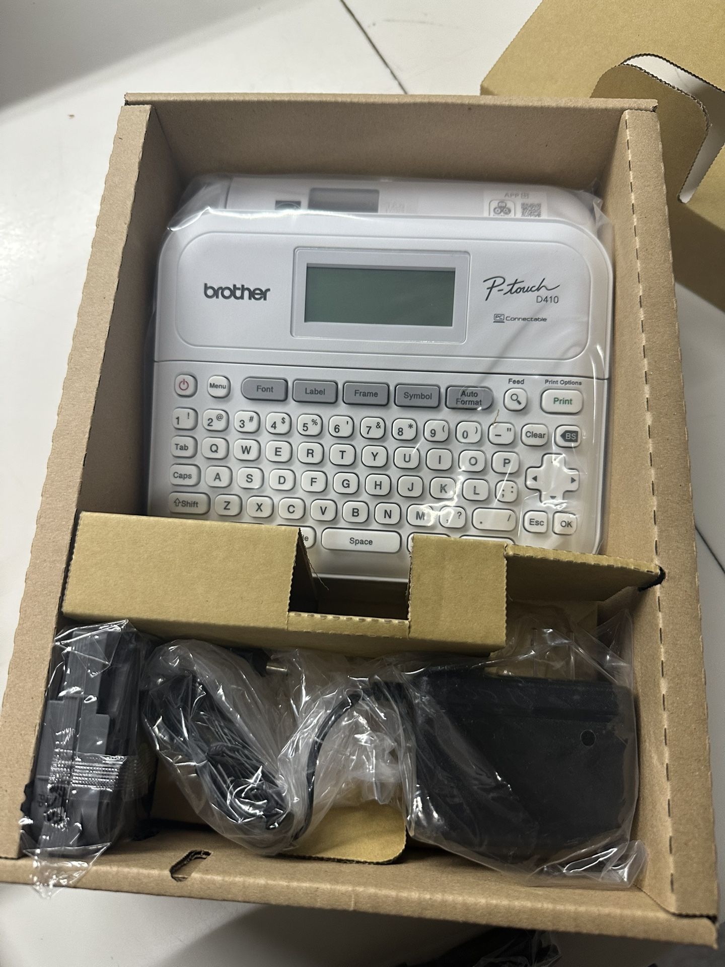 PTD410 Home / Office Advanced Connected Label Maker - photo 5