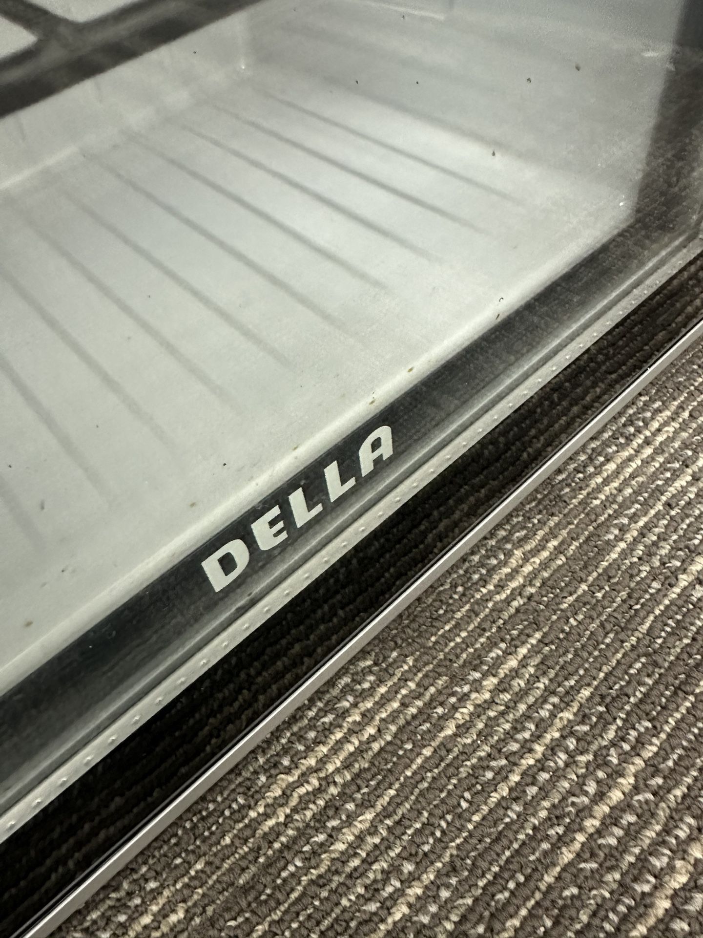 Della Beverage Center Compact Cooler Mini Refrigerator - photo 3