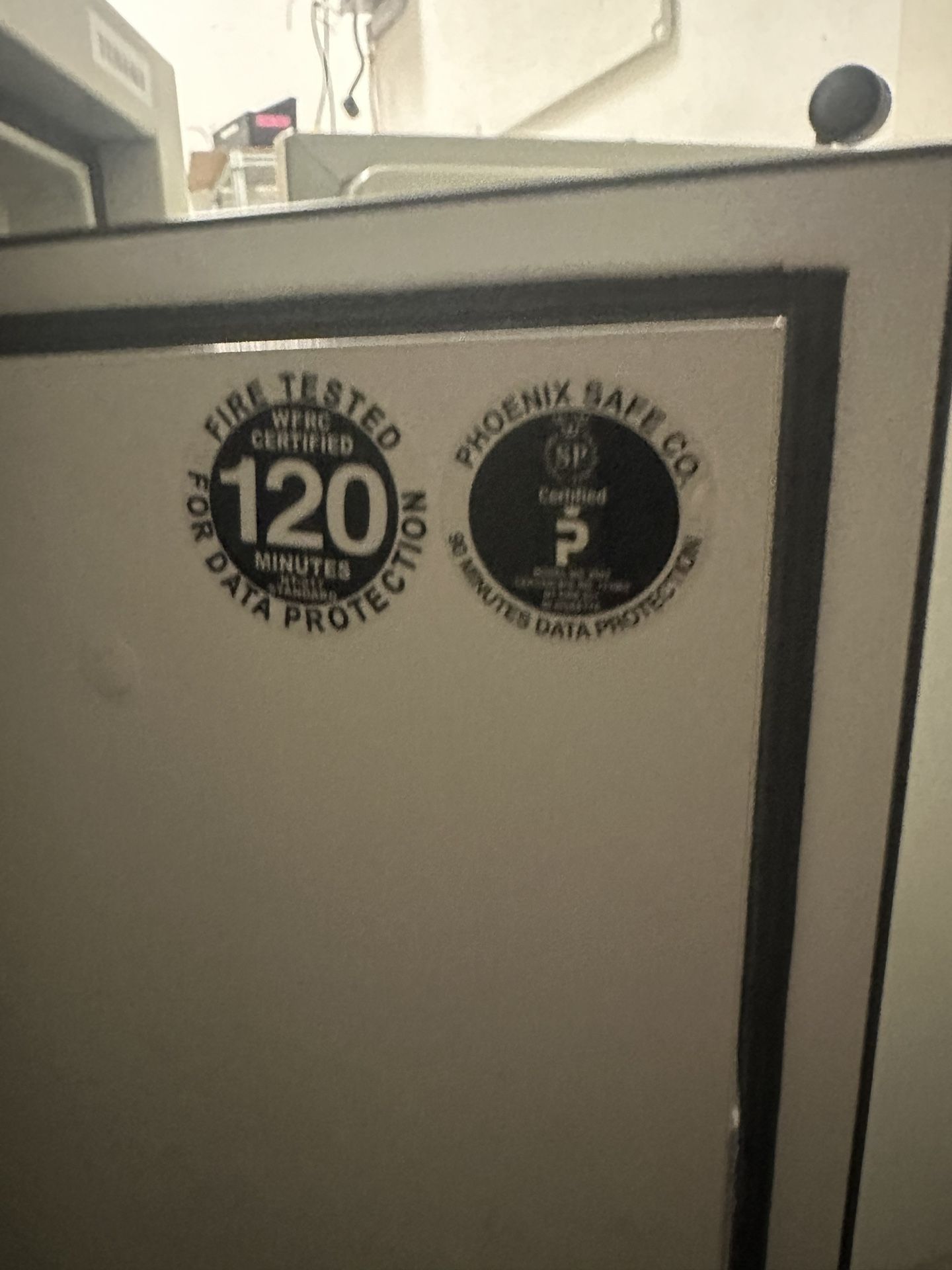 HOENIX DC2002 Data/Media Safe - photo 5