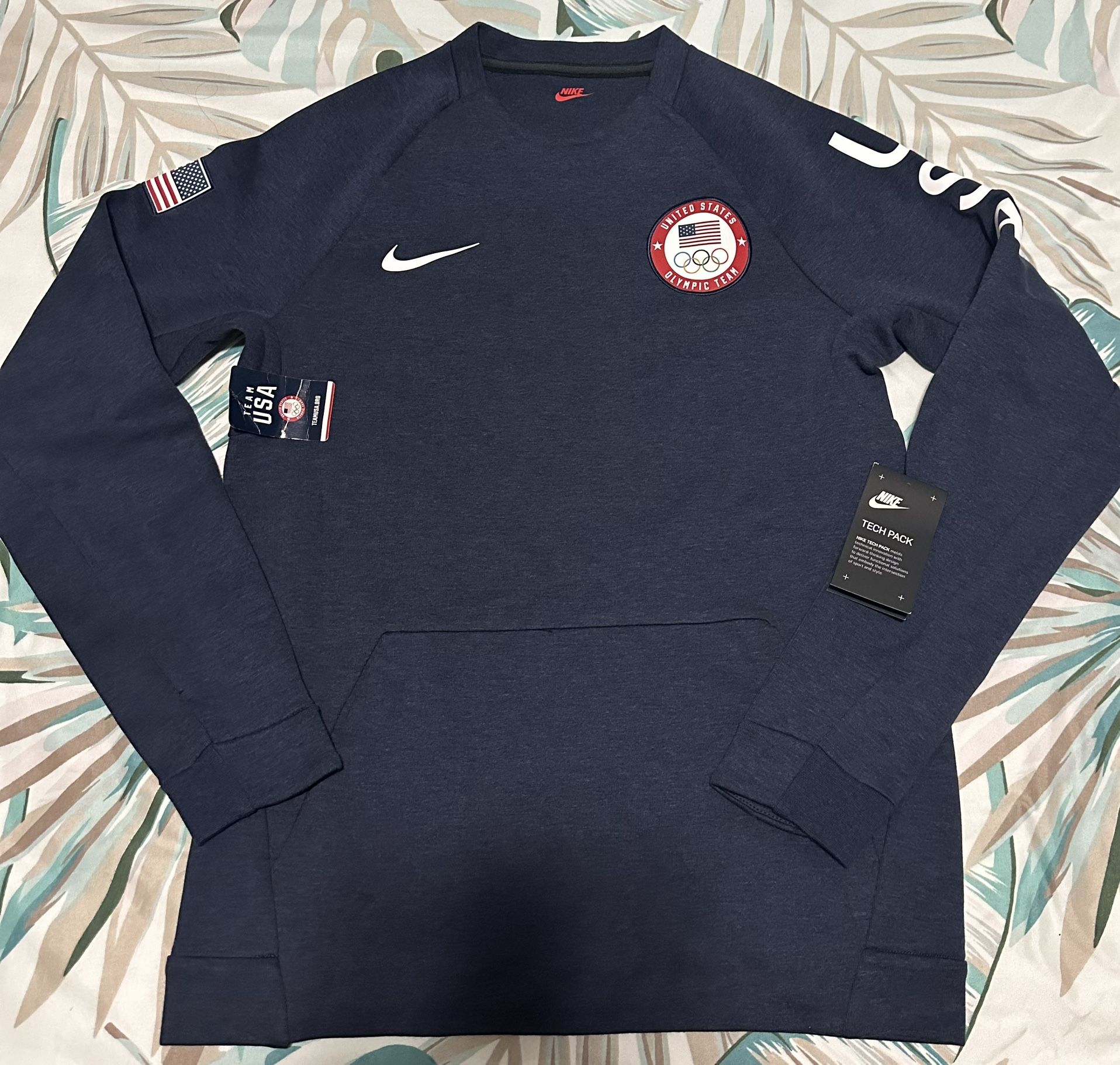 US Olympic Team Sweatshirt Blue Adult M Nike Tech Crewneck
