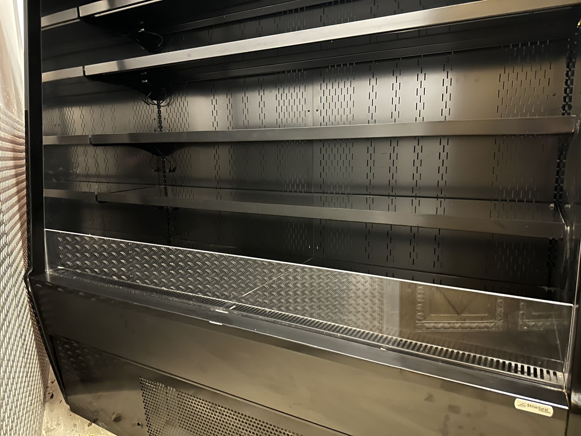 CO67R Oasis Black 71" Air Curtain Merchandiser 208 - photo 3