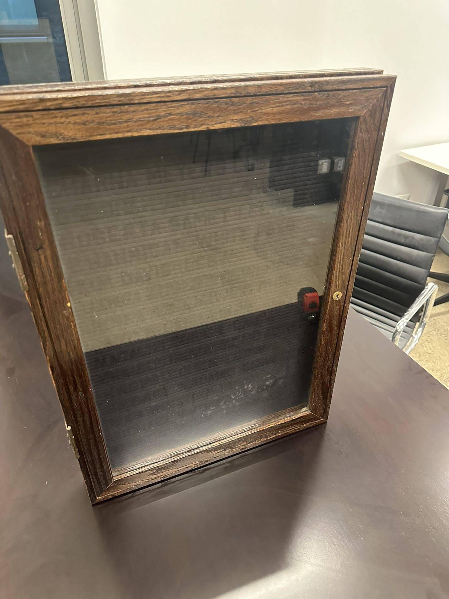 Indoor Enclosed Letter Board w/ One Door & Oak Finish Frame (18"