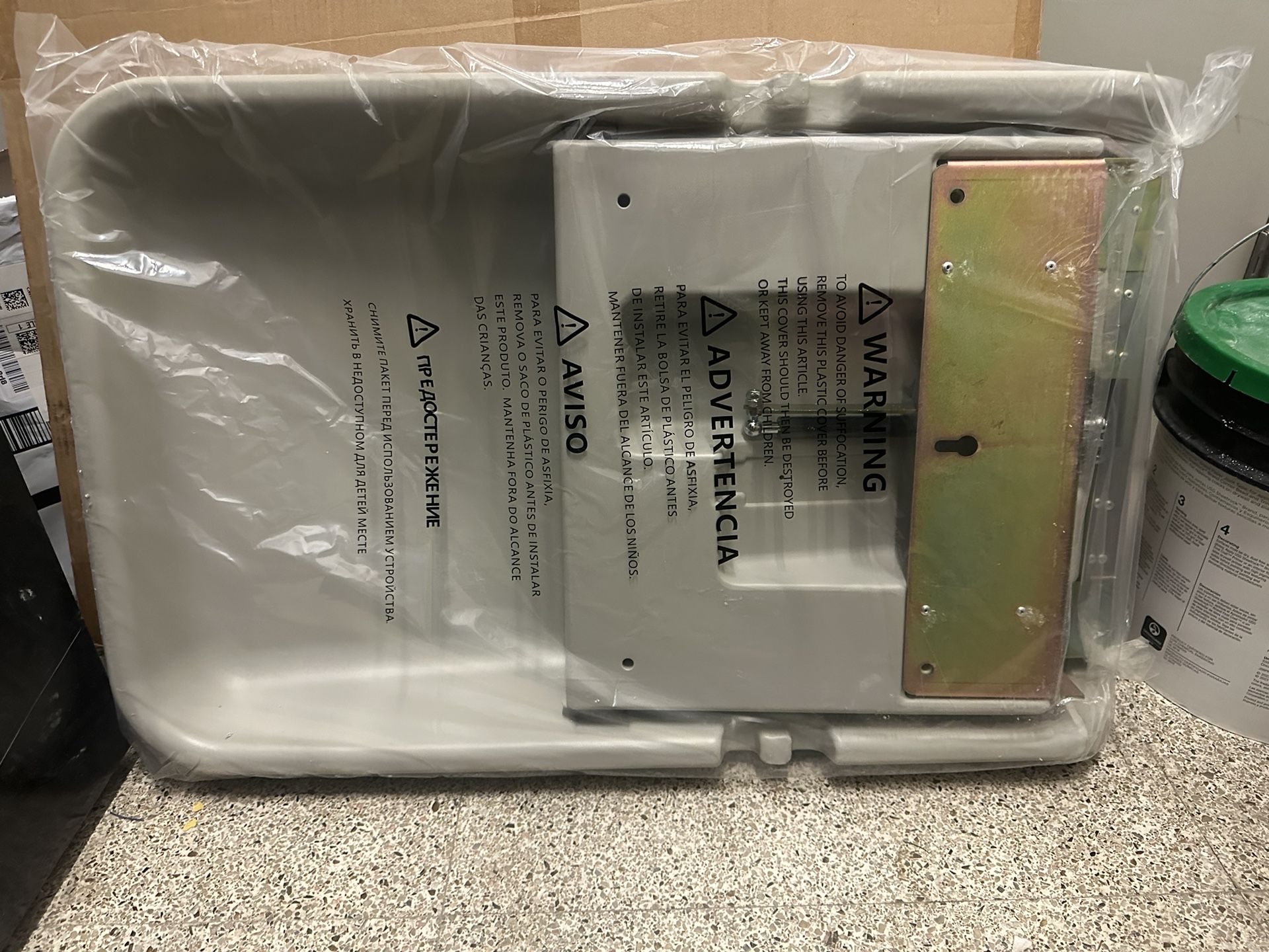 Fold Down Baby Changing Station (2 White Granite) - photo 5