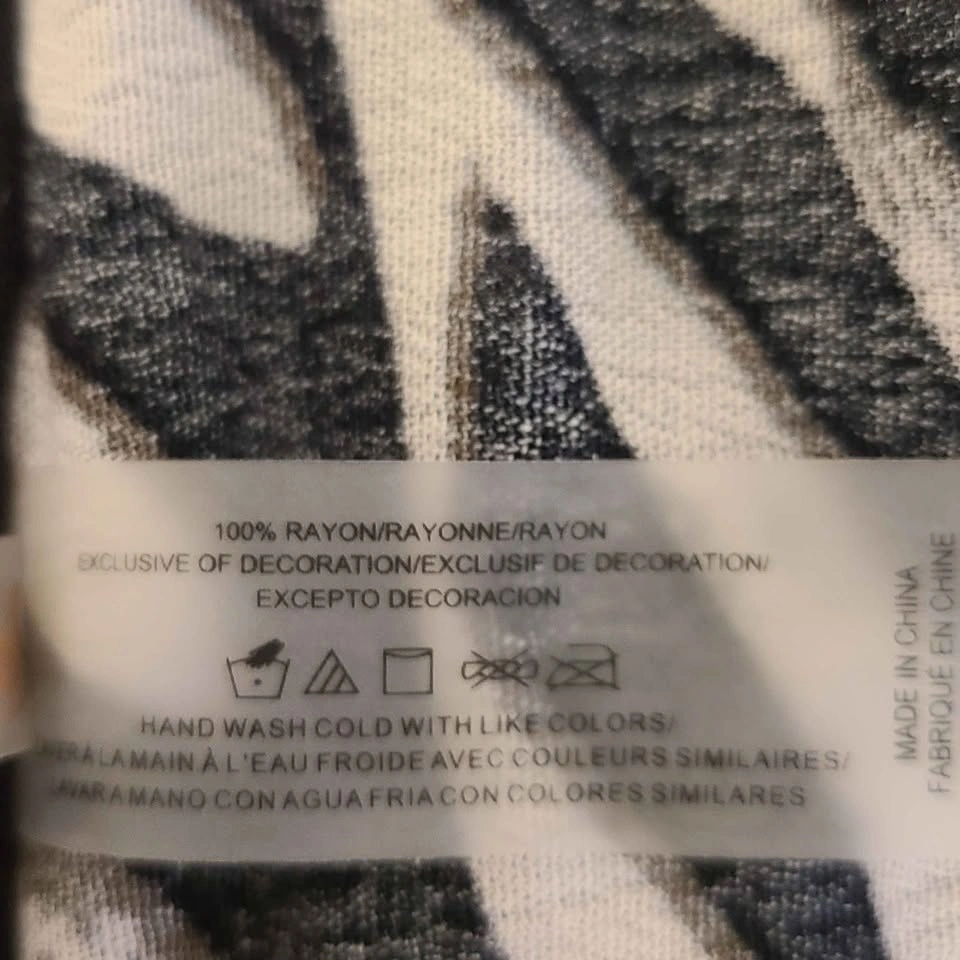 NWT Zebra Print Beach/Pool Cover-up Hoodie Dress by Raisins Curv - photo 5
