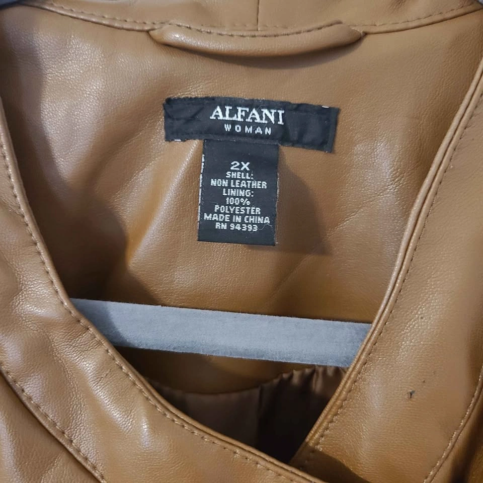 Stylish Alfani Brown Faux Leather Women's Jacket - Size 2X - photo 3