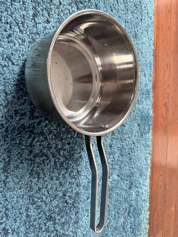 Stainless steel sauce pan - 2qt