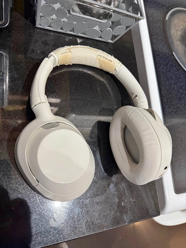 Sony ULT Wear noise cancelling headphones