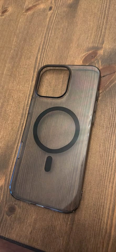 iPhone 16 Pro Max Cases - Brand New! (Clear MagSafe + Designer S - photo 3