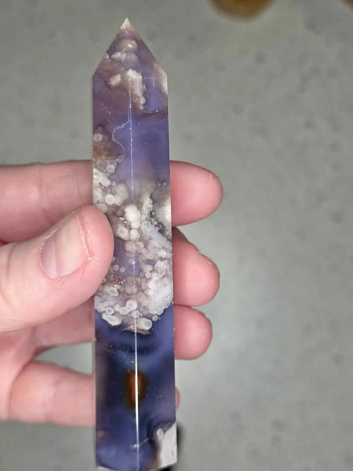 BLUE FLOWER AGATE Tower
