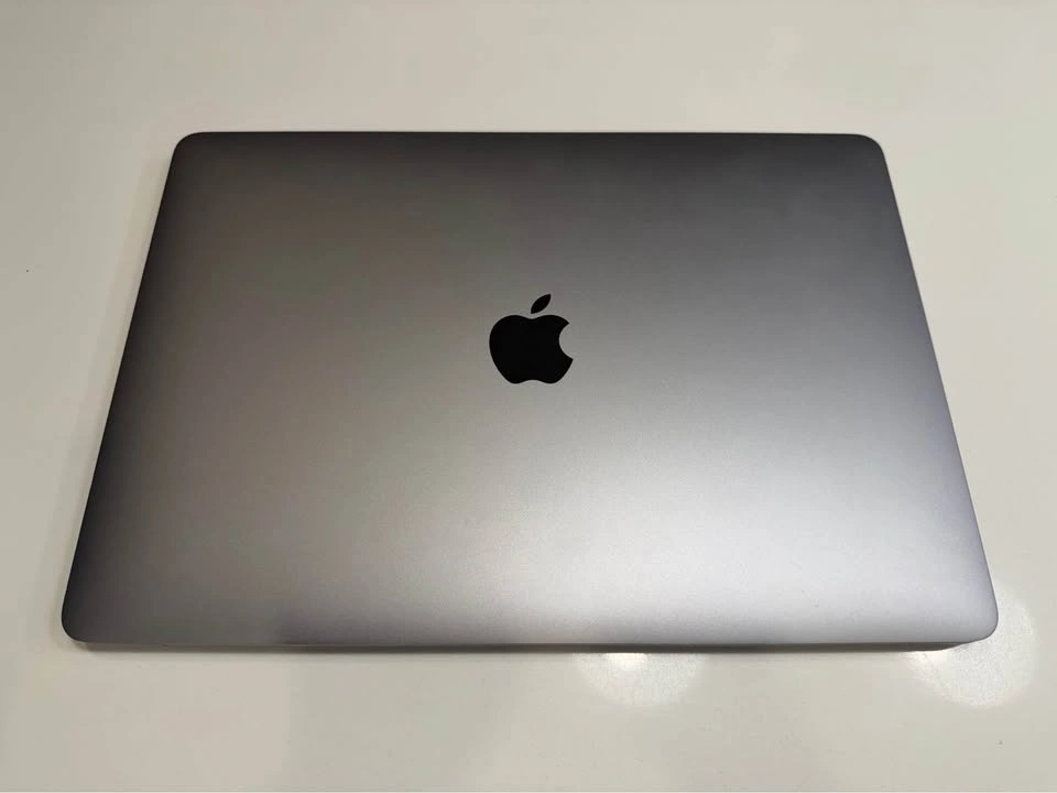 MacBook Pro 13” 2018 - 256 GB (Space Gray) - photo 3