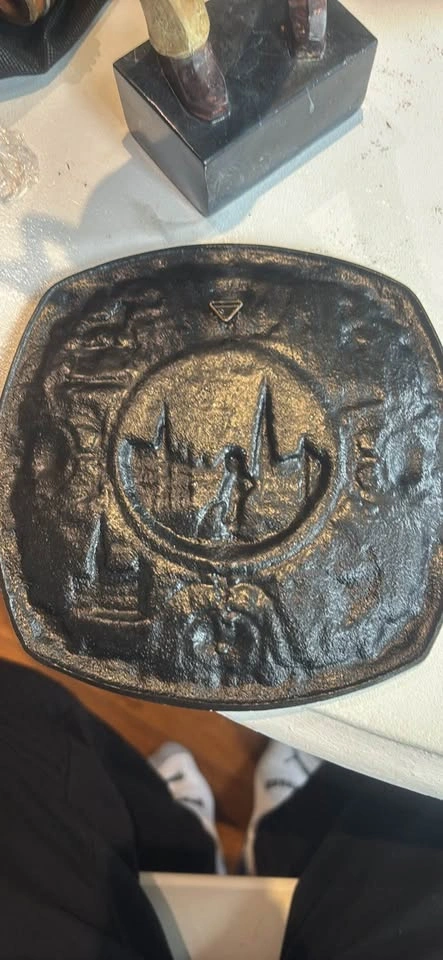 Vintage Antique 3D Art Wall Hanging Plate Brussels Monuments - photo 3