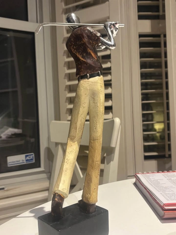 Vintage Golf Player Statue Decor - photo 2