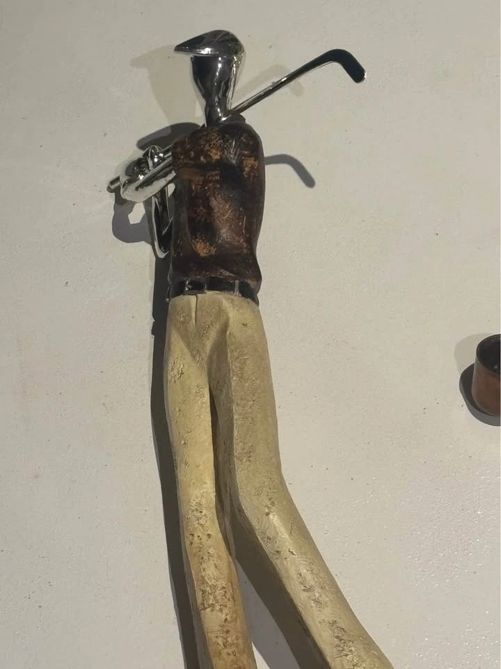 Vintage Golf Player Statue Decor - photo 4