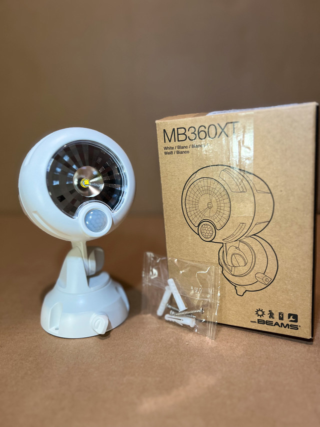 Beams Motion Sensing LED Spotlight - photo 2