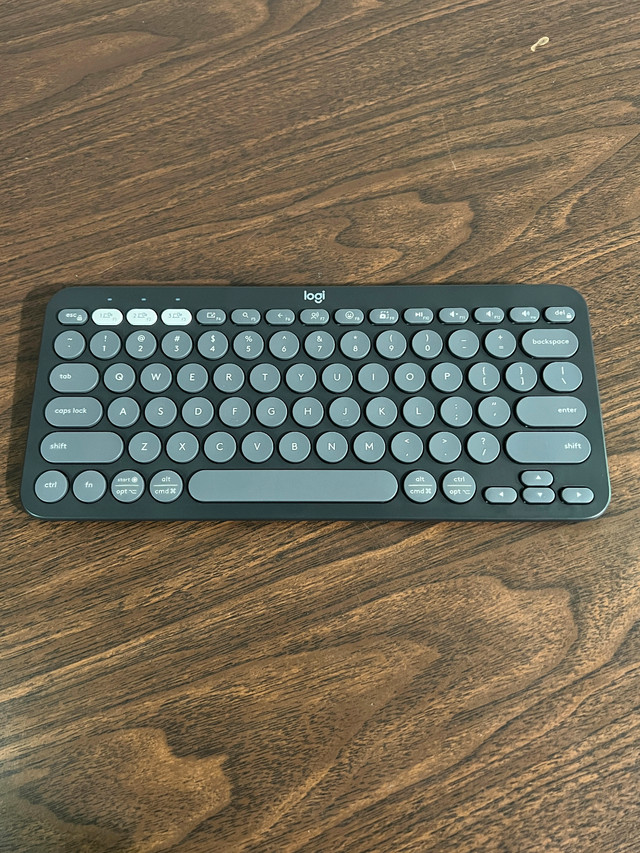 Logitech Pebble Keys 2 K380s Keyboard
