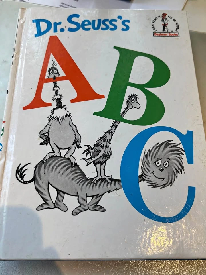Dr. Seuss's ABC 1963 1st Edition Hardcover B-30
