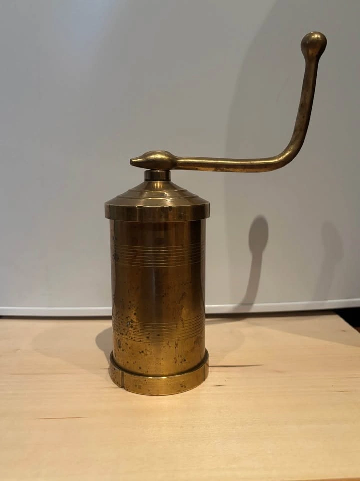 Vintage Brass Sev Maker Murukku Press Chakli Maker - photo 4