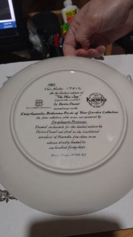 COLLECTOR PLATE - THE BLUE JAY image indicator(2)