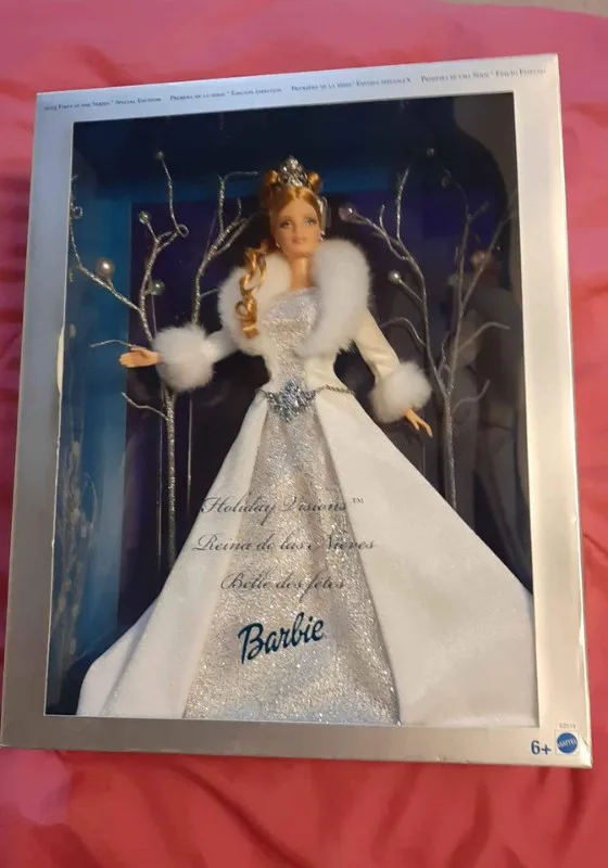 NOS Holiday Visions Winter Fantasy Barbie 2003 image indicator(2)
