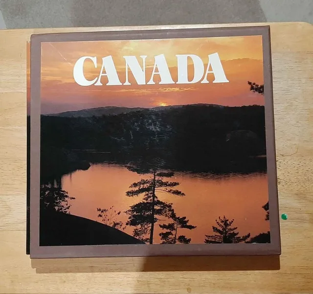 Canada Photo Hardcover Book image indicator(6)
