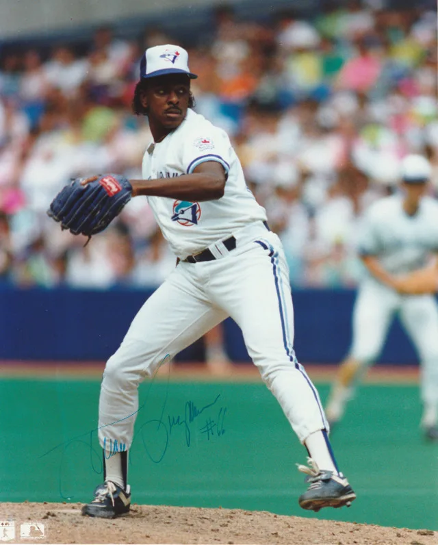Juan Guzmán Autographed 8 x 10 Photo - Officially Licensed thumbnail