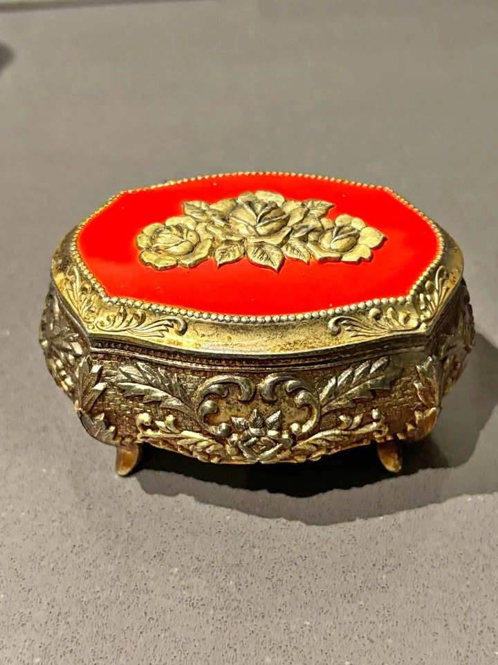 Vintage Victorian Pewter Jewelry Box 1920s