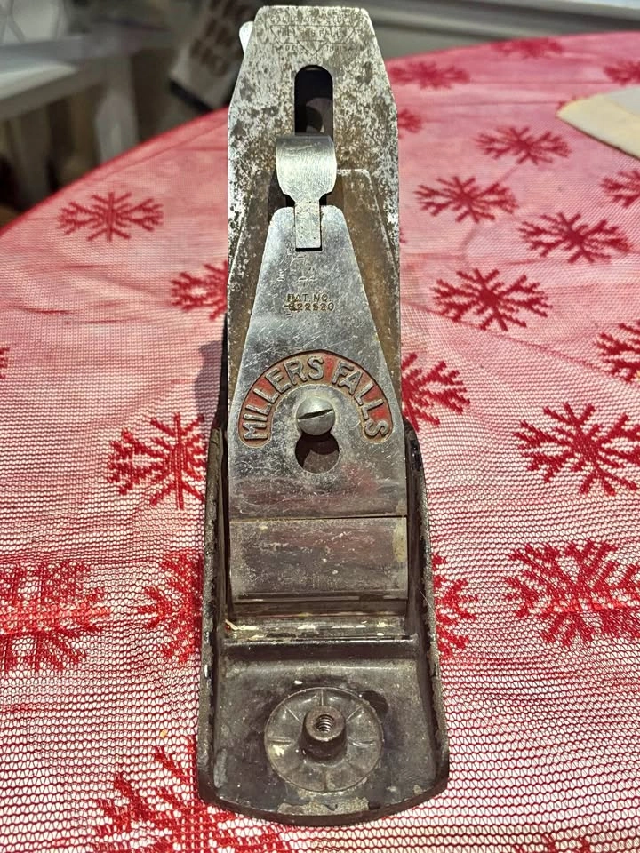Miller Falls Plane, brass and steel. 10" x 5" x 2.5". No 9 stamp