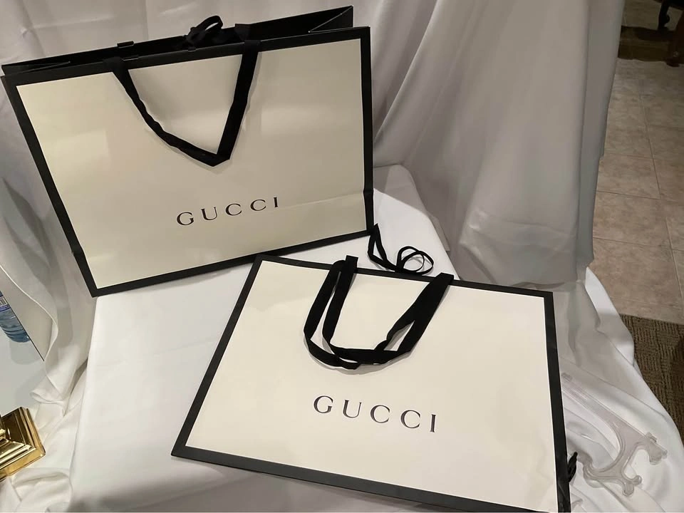 Designer Authentic Paper Gift Bags (2) - photo 2