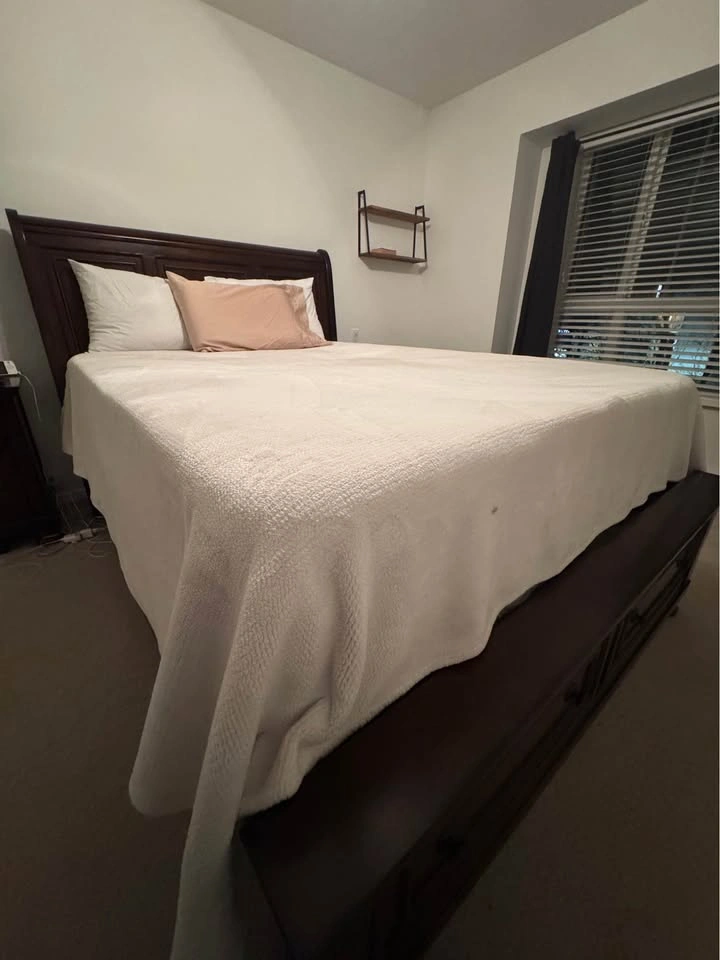 Queen Storage Bed with Headboard & Mattress - photo 4