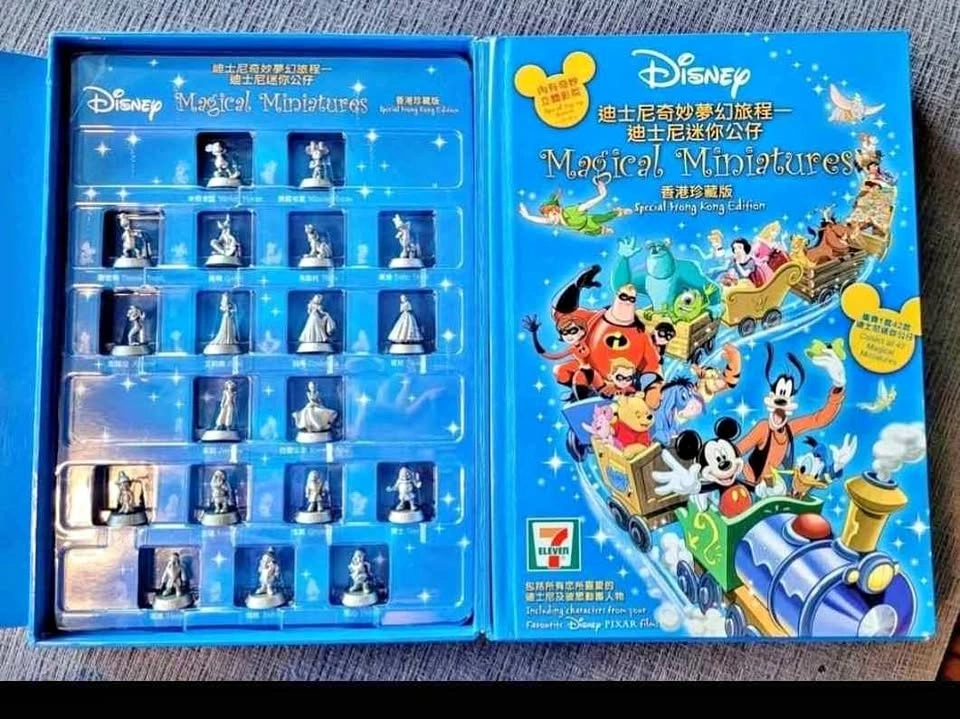 2005 Disney Magical Miniature Figures Complete Set of 42