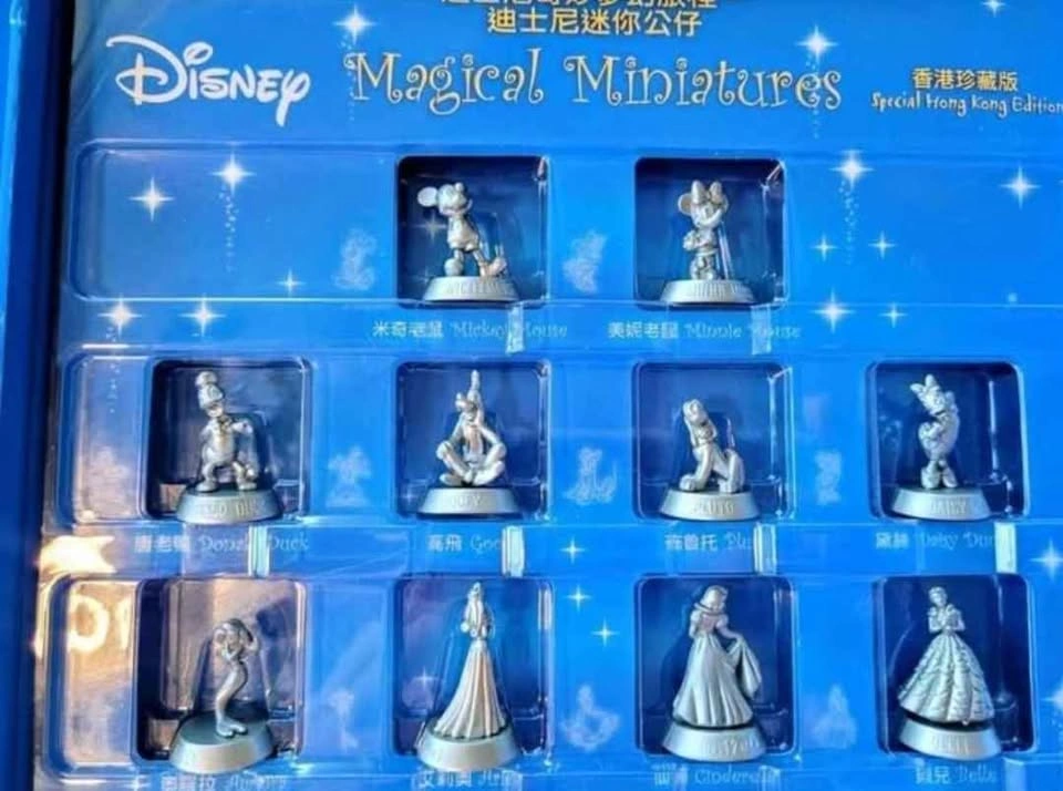 2005 Disney Magical Miniature Figures Complete Set of 42 - photo 4