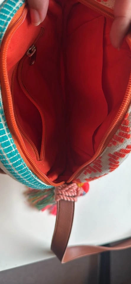 Handcrafted Circular Jute Sling Bag - photo 3