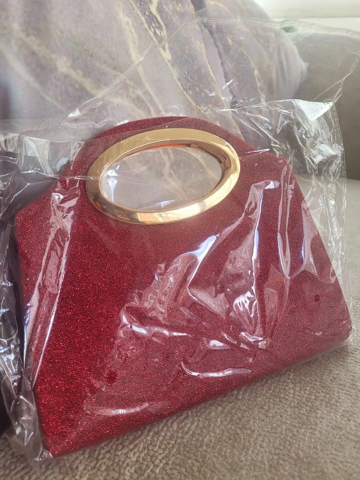 Elegant Women's Evening Clutch Handbag - photo 4