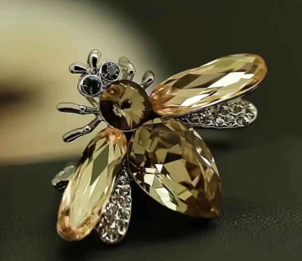 Elegant Women's Bee Brooch Pin - Rhinestone & Crystal Embellishe - photo 2