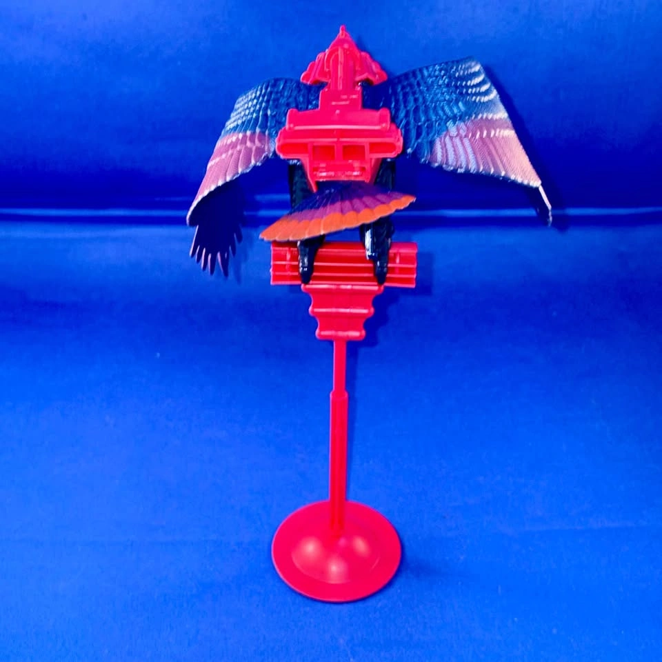 Vintage MOTU 1972 Screech bird in armor and stand - photo 4