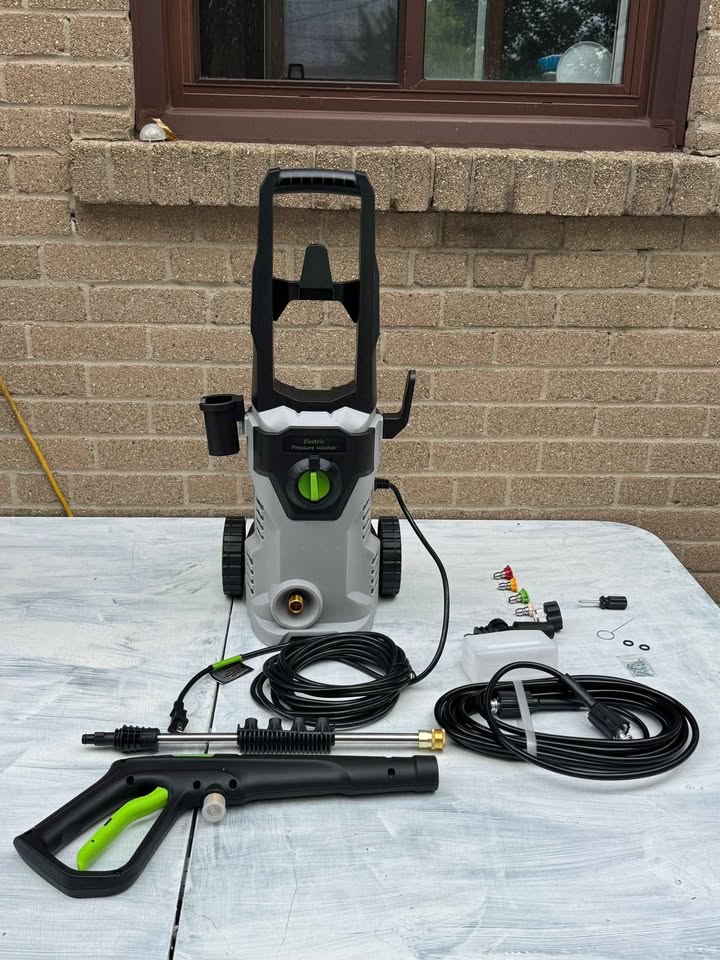 Electric Pressure Washer with Foam Cannon - photo 4