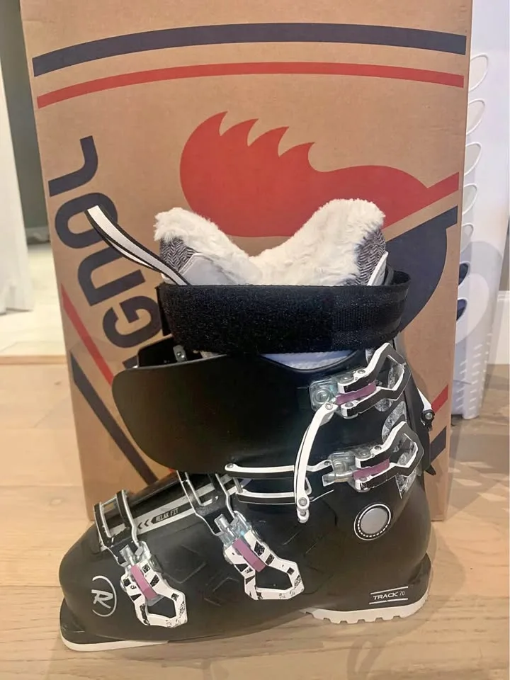 Rossignol Alltrack Ski Boots Mondo 25-25.5 Like New