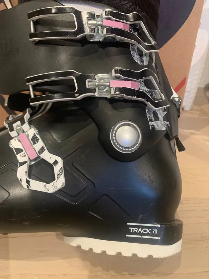 Rossignol Alltrack Ski Boots Mondo 25-25.5 Like New - photo 2