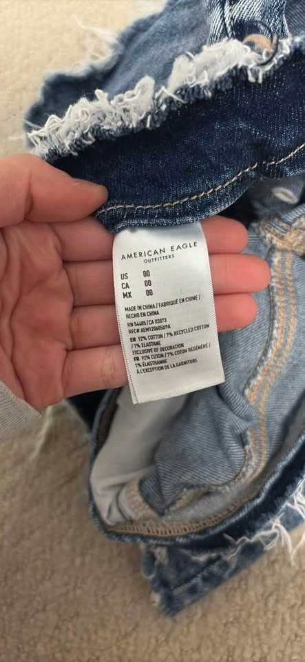 American Eagle Distressed Denim Shorts Size 00 - photo 4