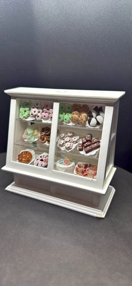 1:12 Dollhouse Miniature Candy Stand