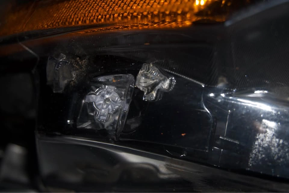 2021 Ford Mustang Passenger Headlight - photo 3