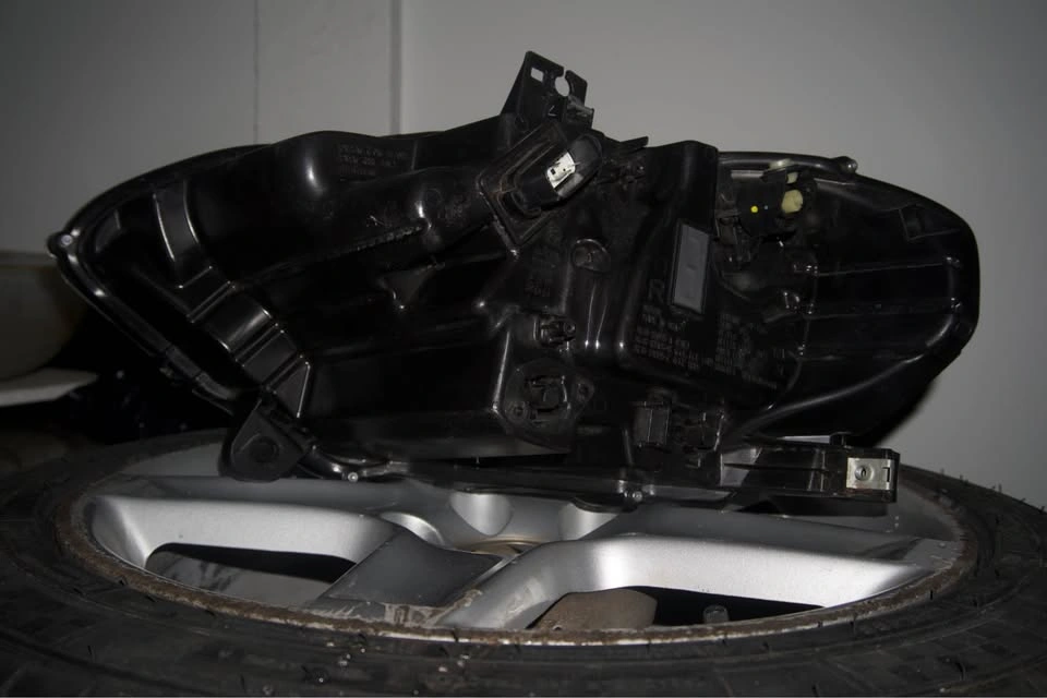 2021 Ford Mustang Passenger Headlight - photo 4