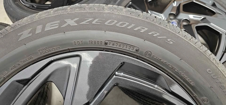 Subaru Crosstrek OEM Rims with All Season Tires 225/55R18 - photo 2