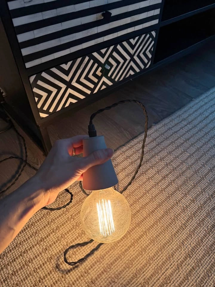 Cement pendant light with Edison bulb