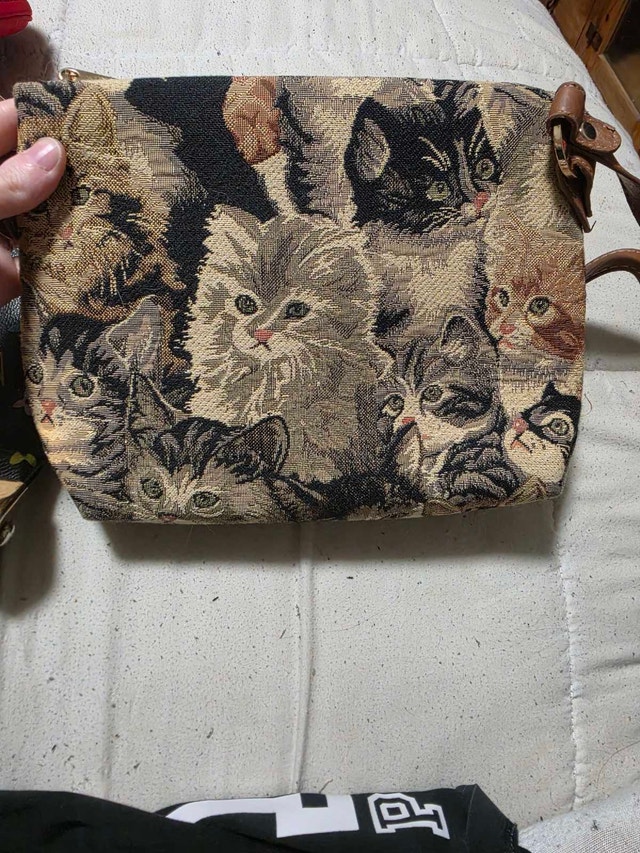 Tapestry Cat Purse