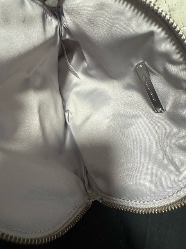 Lululemon Belt Bag - photo 3