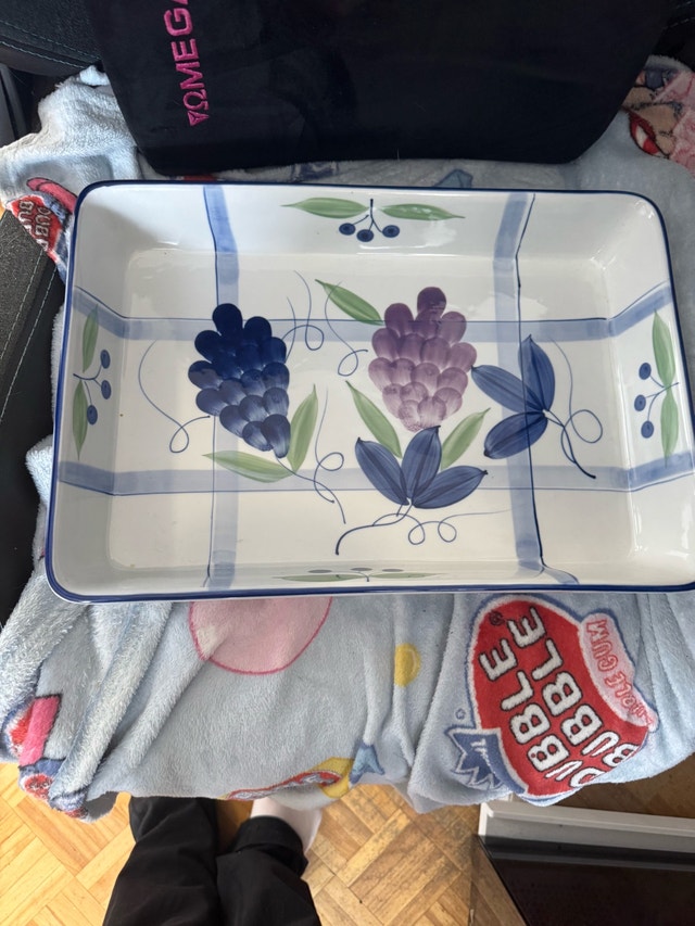 Hallmark Baking Dish